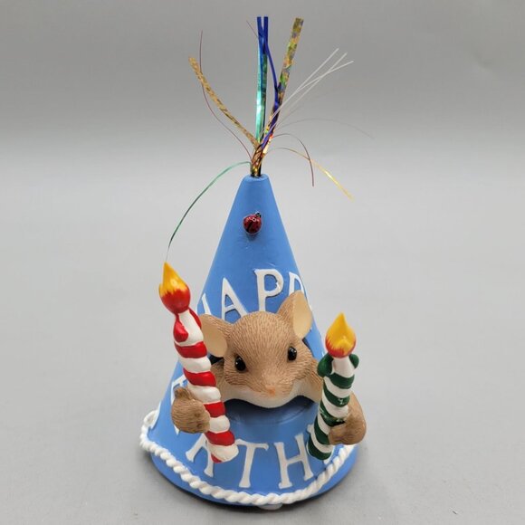 Charming Tails Celebrating You Musical Figurine Birthday Hat Candles Mouse - Picture 1 of 8